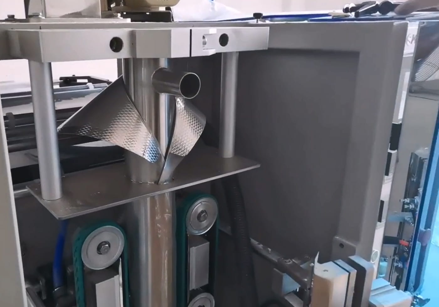 How to Install Packing Machine Bag Former