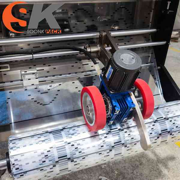 2.jpg Automatic liquid packaging machine