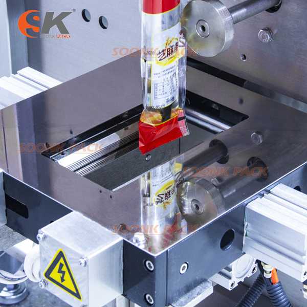 主图9.jpg Liquid water packaging machine